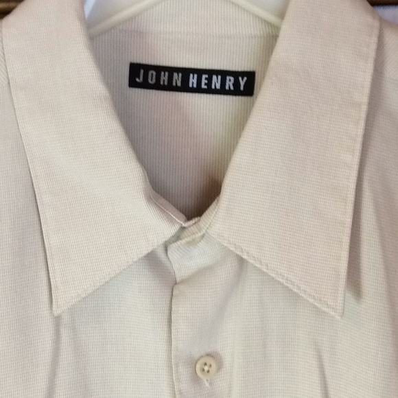 FINAL SALE PRICE John Henry SS Button Down Shirt in XL - Picture 2 of 7
